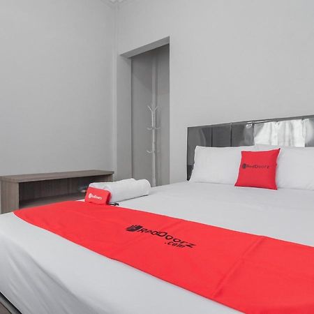 Reddoorz Syariah Near Wisata Situ Gunung Sukabumi Hotell Kadudampit Eksteriør bilde